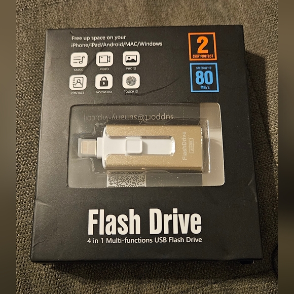 256gb Flash Drive - Picture 1 of 2